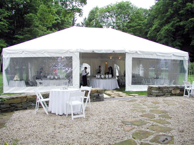 https://celebrationspartyrentals.us/wp-content/uploads/2018/07/20x50-Fiesta-Frame-Tent%EF%80%A2w-Clear-Walls-overview.jpg